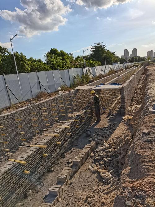 內(nèi)環(huán)北路市政工程(一期)20200728 - 美篇