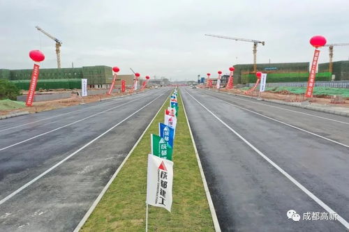 飛上萬(wàn)米高空看天府國(guó)際機(jī)場(chǎng)，神鳥這樣展翅